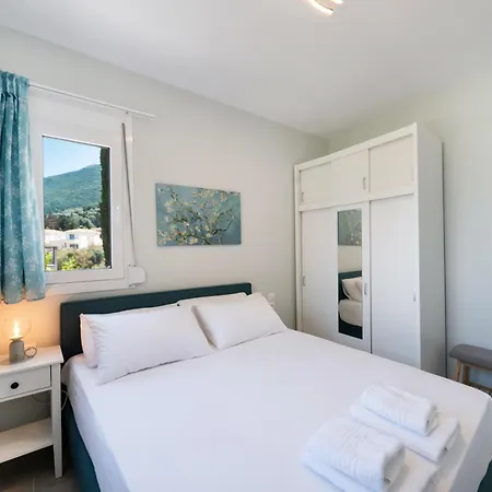 Apartament Gerakofolia *